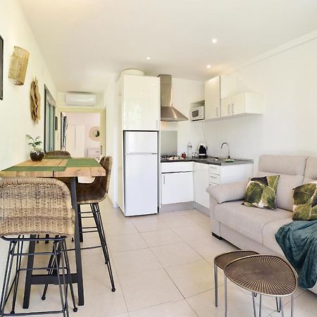 Apartamento Con Jardincito En El Centro De Кадакес Экстерьер фото